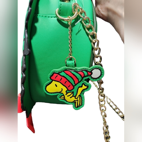 Loungefly Peanuts Snoopy Wreath Light Up Crossbody - Picture 6 of 8